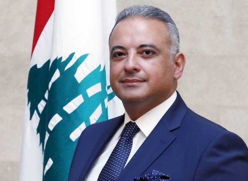 وزير الثقافة  نعى سعيد ناصر الدين : أسلم قلمه إلى السكوت ونبض قلبِه