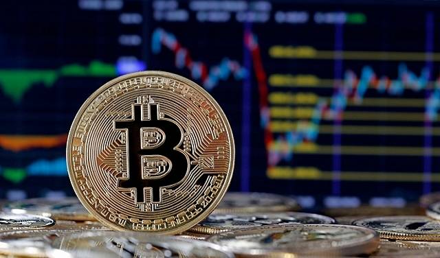تفوّق في أسعار العملات المشفرة
البديلة على "بتكوين" مع بداية عام 2025
