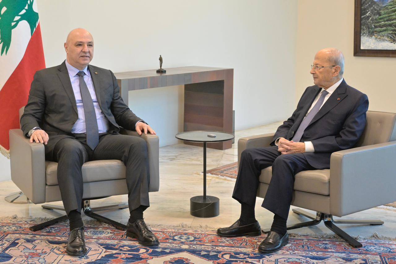 في يومه الأول تقبّل التهاني... وسيجري الاستشارات لتكليف رئيس لتشكيل الحكومة الاثنين المقبل
عون: نؤكد إصرار لبنان على انسحاب العدو مما تبقى من أراضيه المُحتلّة
رئيس قبرص: نقف الى جانب لبنان - وزير خارجيّة إيطاليا: لتعزيز وقف إطلاق النار