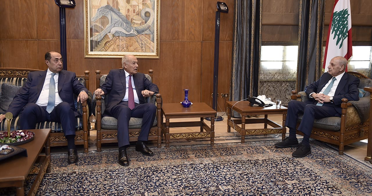 أبو الغيط جال على الرؤساء الثلاثة:
الأمور ستتحرّك الى الأمام بسرعة
