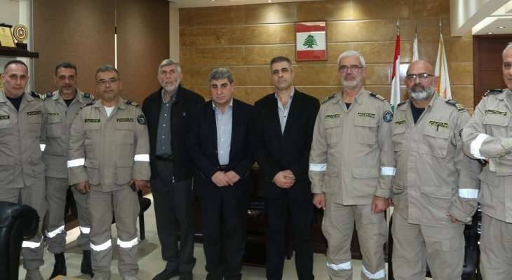 العميد فرح: الدفاع المدني سيبذل جهوداً
مضاعفة لتقديم خدمة أفضل للمواطنين