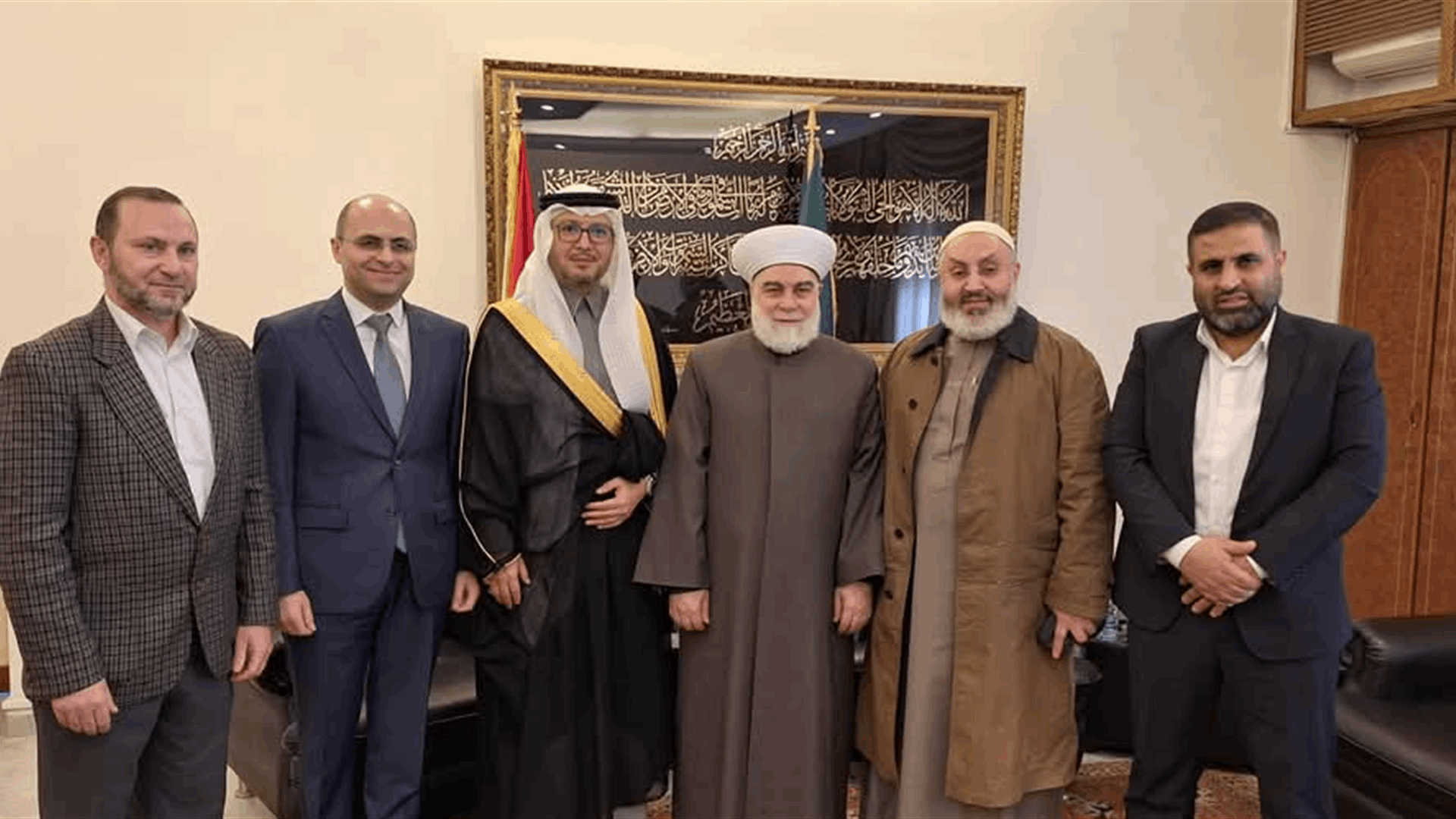 بخاري: السعوديّة تقف دائماً الى جانب لبنان