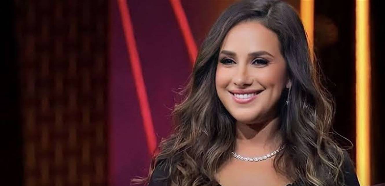 مفاجأة غير متوقعة.. فنانة معروفة تعلن اعتزالها الفن لافتتاح حضانة؟