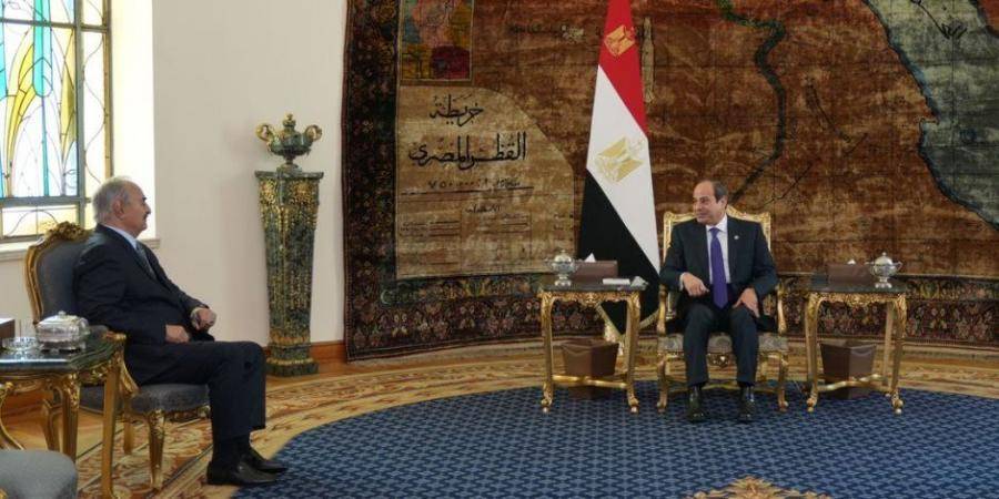 السيسي لحفتر: لبلورة خارطة سياسية ليبية