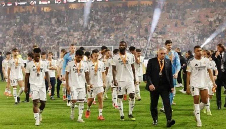 عمالقة أوروبا ينهشون جسد ريال مدريد وثورة منتظرة من أنشيلوتي
