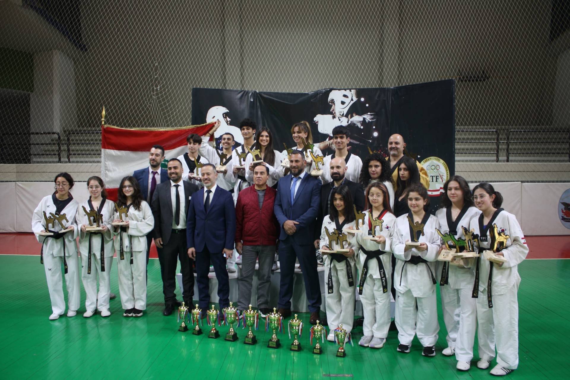 اتحاد التايكواندو كرّم ابطاله وبطلاته
والسفير الكوري وظريفة شددا على نجاح اللعبة