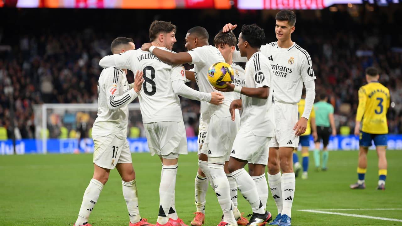 ريال مدريد الأعلى دخلا برقم تاريخي