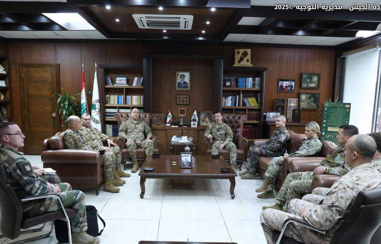 قائد الجيش بالإنابة بحث مع "اللجنة الخماسيّة"
في مراحل تطبيق اتفاق وقف إطلاق النار