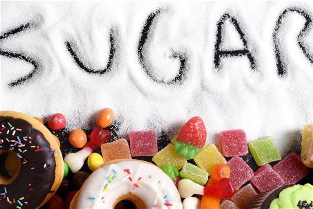 السكر يهدد صحة الدماغ... تجنّبوه بقدر الإمكان!