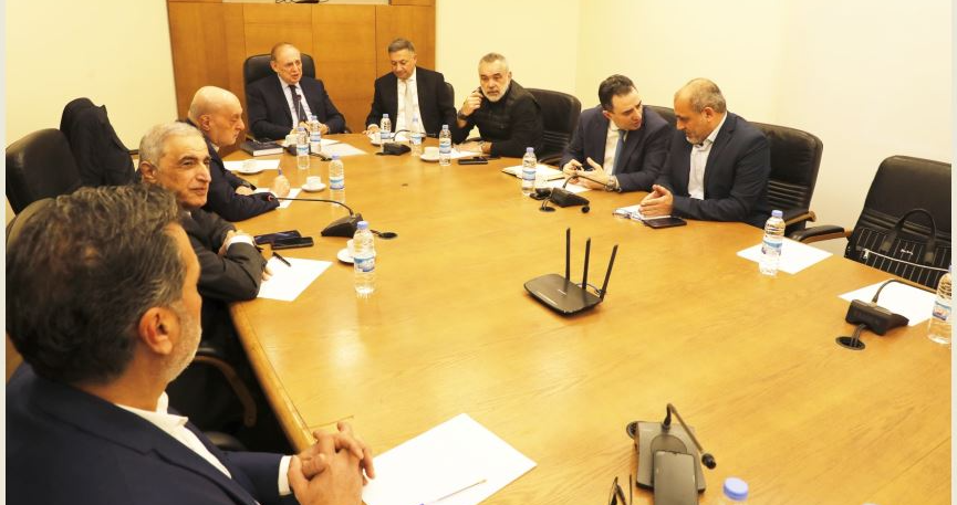 لجنة الاقتصاد النيابية بحثت بمشروع الموازنة المتأخر

وتقديم مشروع قانون لحماية الودائع بالعملات الاجنبية