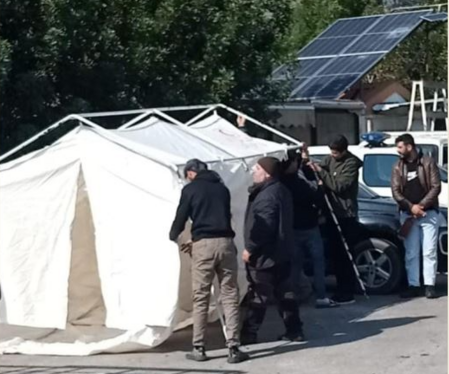 في رابع أيام التحرير… أهالي كفركلا نصبوا الخيم: باقون الى ان تخرج "إسرائيل"!
الجيش: نستكمل انتشارنا في جنوب الليطاني... ونتابع مواكبة المواطنين في البلدات الحدوديّة