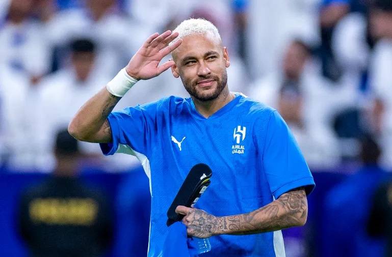نيمار في الهلال... رحلة أفسدها 412 يوماً من الإصابات