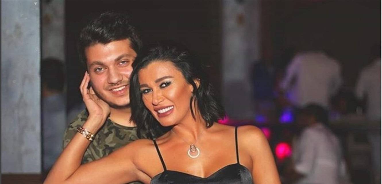 نجل نادين الراسي يعلّق على تصرفات والدته على السوشيل ميديا.. فماذا قال؟