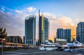 نكسة الحبتور الاستثمارية لم تمنع من احياء الامال بعودة حركة الاستثمارات

الفنادق الكبرى تنفض الغبار عنها وتستعد لاستقبال صيف واعد