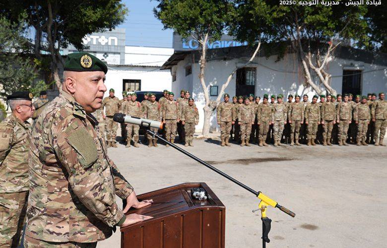 تفقّد عدداً من الوحدات المنتشرة جنوب الليطاني
قائد الجيش بالإنابة: الجيش يؤدي واجباته
...ويُساهم بعودة الأهالي الى بلداتهم