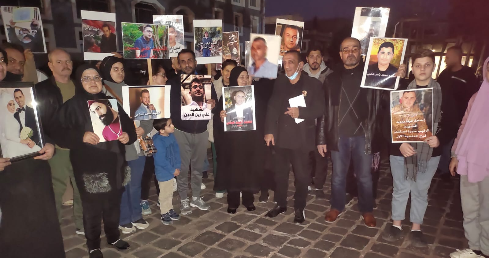 الوقفة الـ54 لـ "تجمّع أهالي شهداء المرفأ"
حطيط: على البيطار التنحّي
لأنه لا يزال يُمعن في تعميق آلامنا وجراحنا