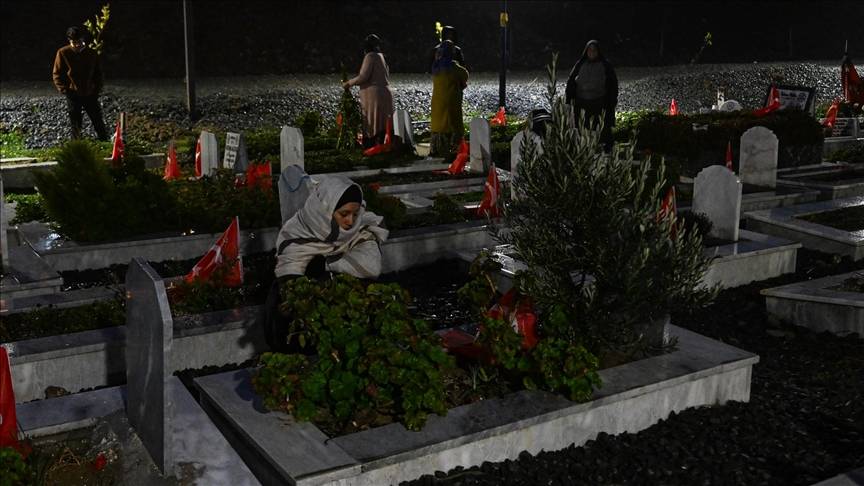 تركيا تحيي الذكرى الثانية للزلزال المدمر