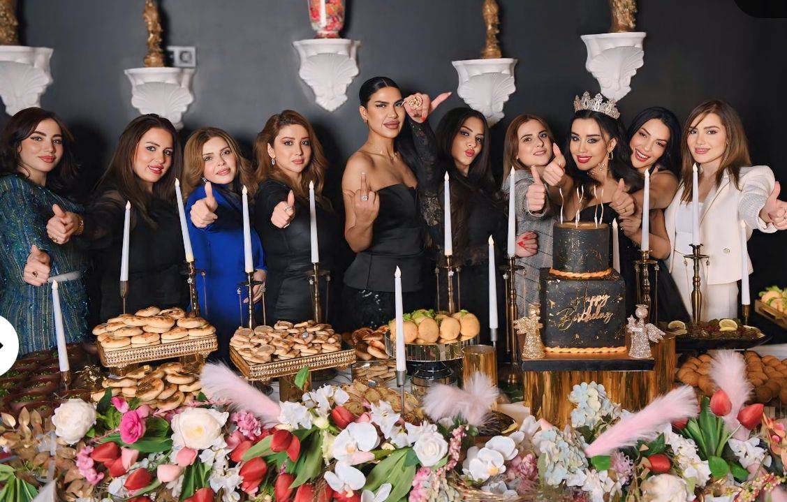 احتفال أسطوري بعيد ميلاد الممثلة لبنى مصطفى يُبهر الحضور