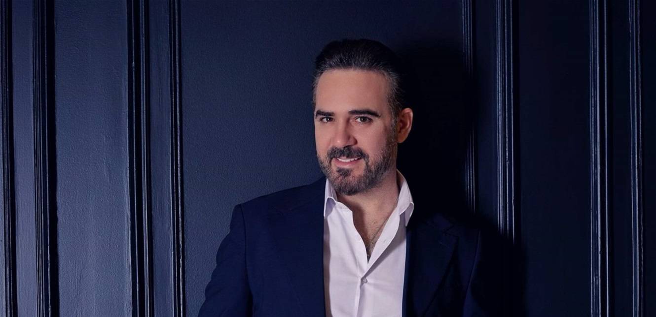 وائل جسار يشوق الجمهور لجديده
