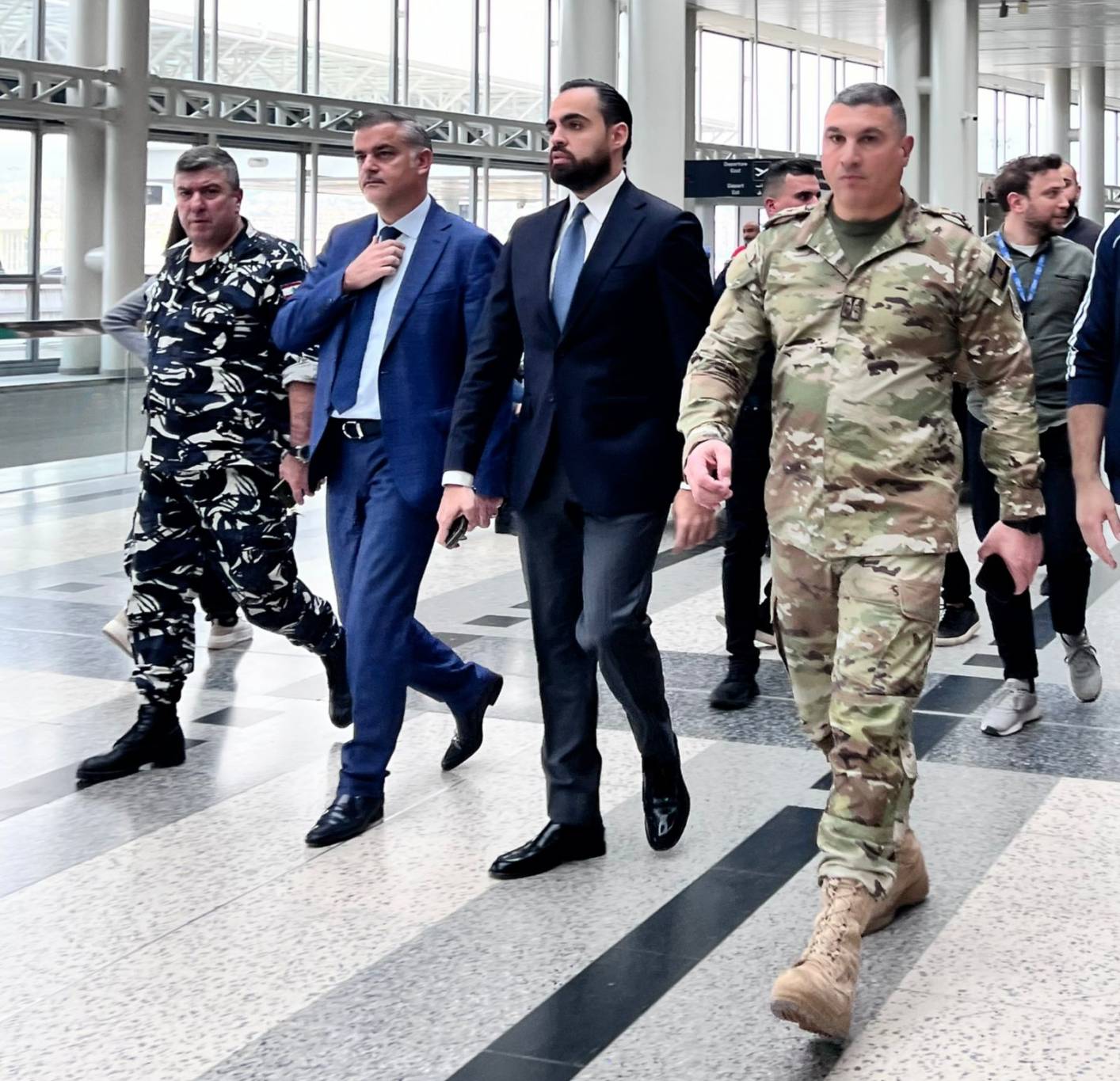أعادة تأهيل قاعات مطار بيروت ...خطوة نوعية
نحو تعزيز مستوى الخدمات بما يتناسب مع المعايير الدولية