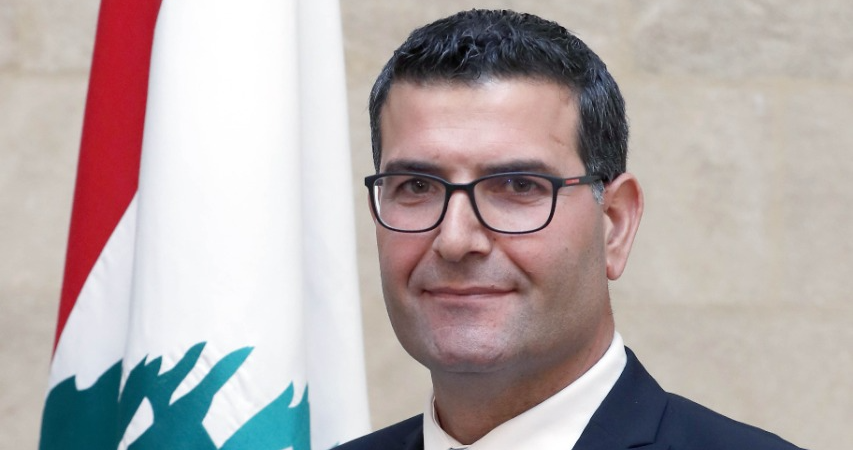 جردة عمل لوزير الزراعة السابق هدفها تطوير القطاع

الزراعي وتعزيز الامن الغذائي ودعم صغار المزارعين