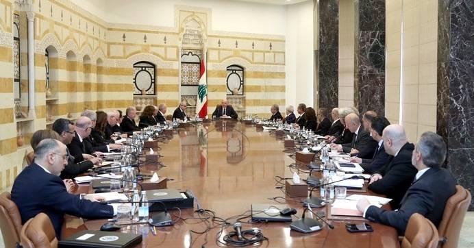 جلسة مجلس الوزراء في بعبدا برئاسة عون أقرّت مسودة البيان الوزاري
عون: لحماية التظاهر السلمي دون التعدي على الأملاك- مرقص: سيتم إنشاء صندوق لإعادة الإعمار