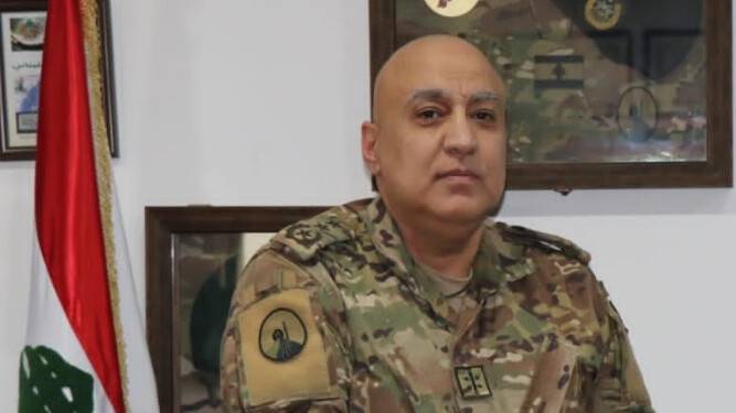 قائد الجيش بالإنابة زار نائب قائد اليونيفيل وأحد ضباطها بمستشفى الروم: نعمل على توقيف المعتدين
