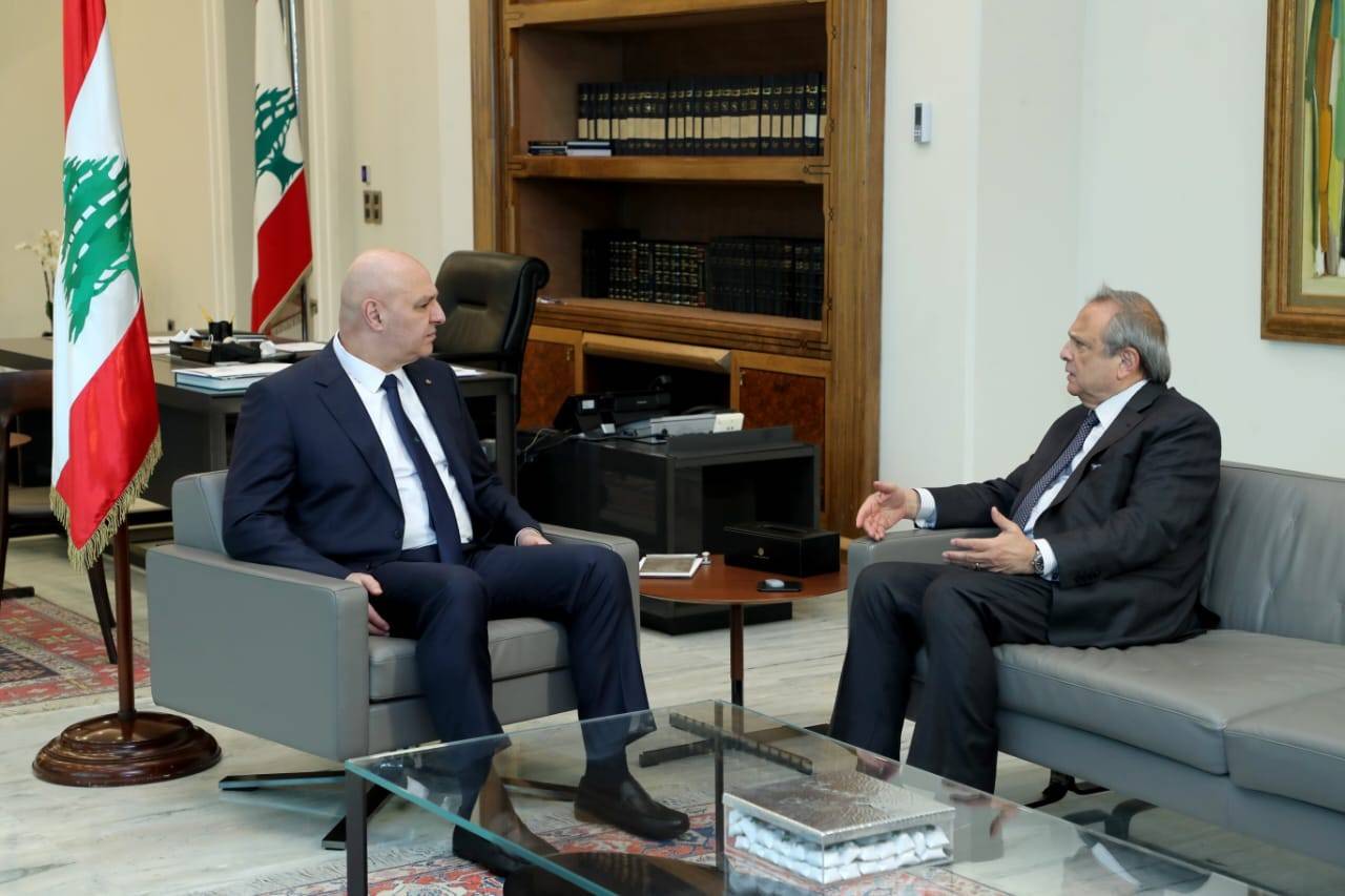 حبيب يُطلع رئيس الجمهورية على نتائج جولته في الدوحة:

بعثة قطرية إلى لبنان لمتابعة الأمور التفصيليّة