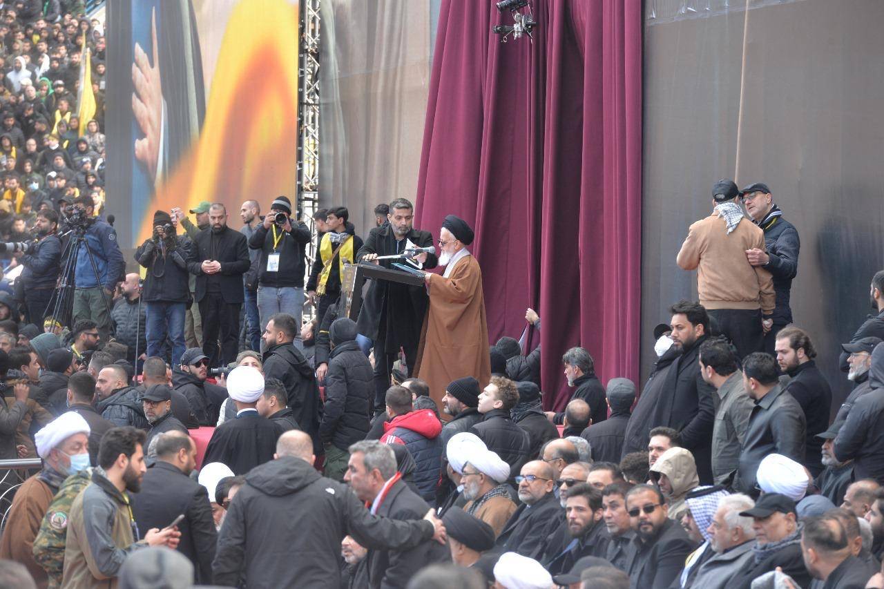 كلمة ممثل خامنئي: لقد بلغ الآن السيّد العزّة
لكن روحه ونهجه سيتجلّيا شموخا أكثر فأكثر