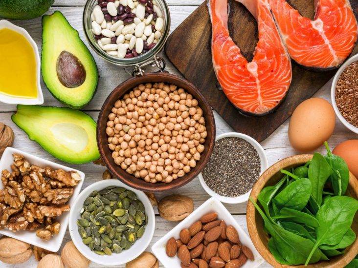 الشوفان والمكسرات وغيرهما... أطعمة لمحاربة الكوليسترول الضار