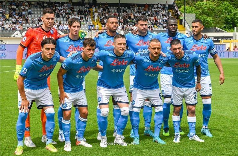 الدوري الايطالي... نابولي وانتر ميلان يأملان بوقف نزيف النقاط