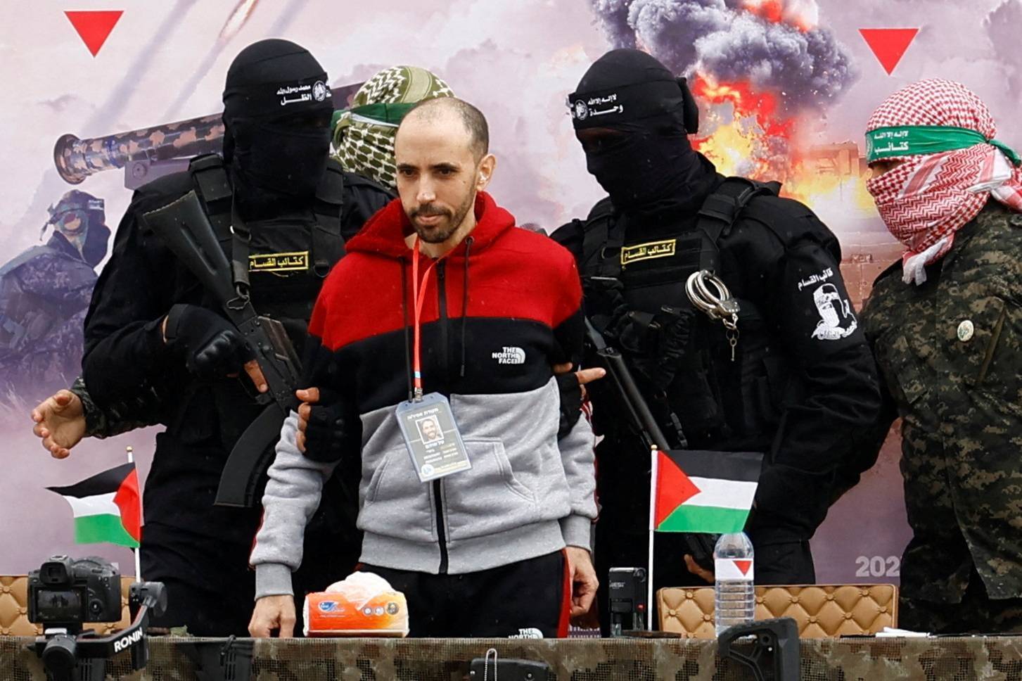 حماس: جاهزون للانتقال إلى المرحلة الثانية... والطريق الوحيد لعودة الأسرى التزام "إسرائيل"