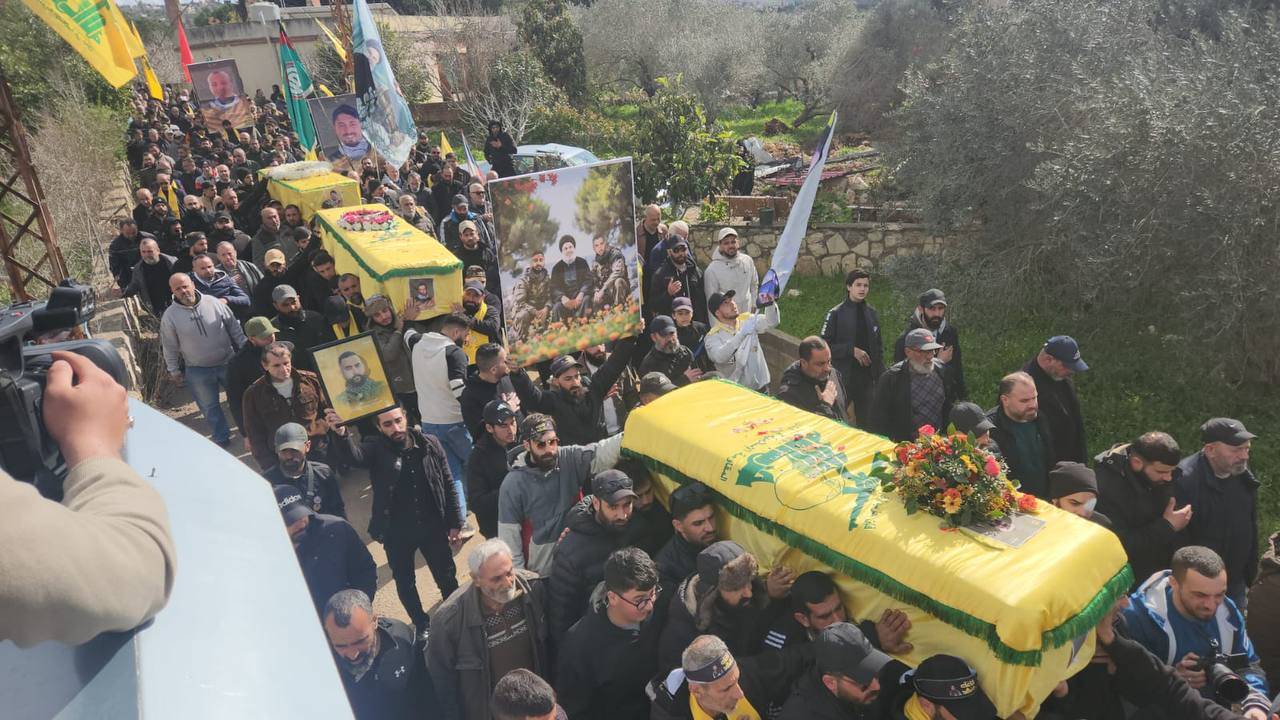 حزب الله شيّع ثلّة من الشهداء... وأقام احتفالات تكريميّة
جشي: الحكومة التزمت العمل على تحرير الأرض وإعادة الإعمار
عزّالدين: لبنان لن يكون إسرائيليًّا ولن يرفع راية الاستسلام