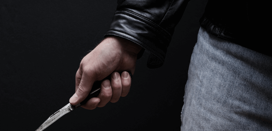 طعن زوجته بسبب خلافات عائليّة!