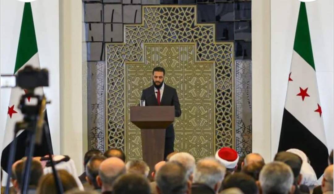 الشرع يشكل لجنة لصياغة مسودة الإعلان الدستوري