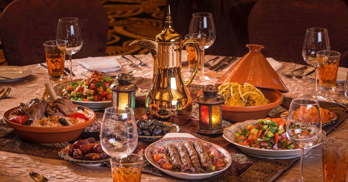 هدر الطعام في رمضان: إسراف أم فرصة لإعادة توزيع الفائض؟ لا ترموا الطعام الصالح بل وزّعوه على الفقراء!