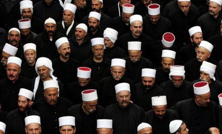 وعي الدروز في لبنان وسورية يعاكس مخطط التقسيم
تحرّكات محدودة لجماعة "الداعية عمار"... 
ومواقف جنبلاط وارسلان والمشايخ  تحمي الموحدين