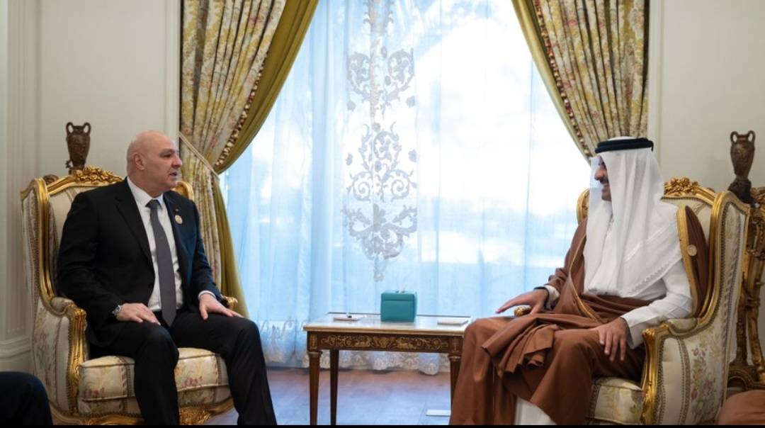 الرئيس عون يلتقي أمير قطر في القاهرة: بحث في العلاقات الثنائية والتطورات الإقليمية