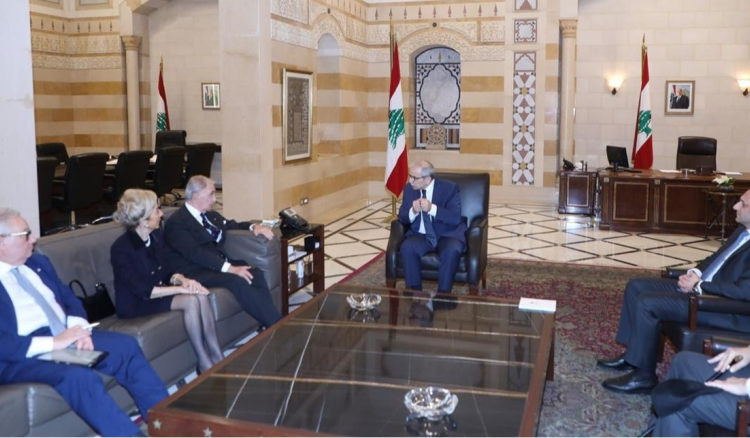 رئيس الحكومة يستقبل وفدا من منظمة فرسان مالطا