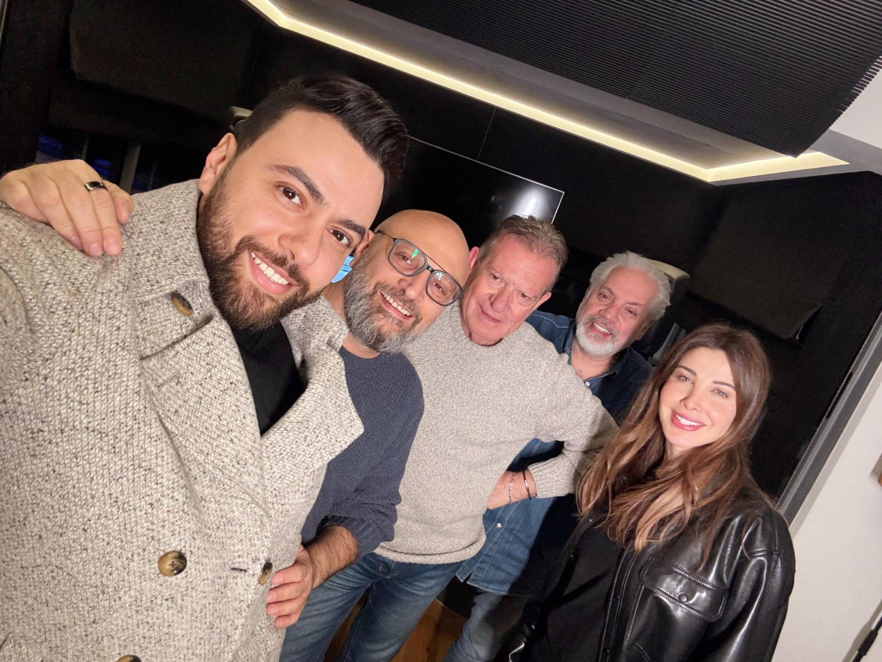 نانسي عجرم تحتفل بتصدر إعلان "تيجي نعيش" قوائم الأكثر استماعًا