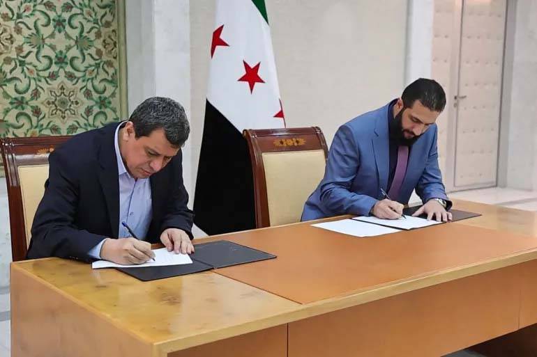 اتفاق تاريخي: دمج «قسد» في مؤسسات الدولة السورية