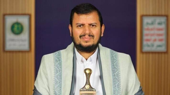 الحوثي: سنواجه التصعيد بالتصعيد وسنرد على أميركا بالاستهداف لحاملة طائراتها وبوارجها والحظر لسفنه