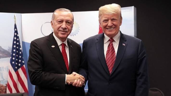 أردوغان أبلغ ترامب ضرورة المساهمة معا في استعادة الاستقرار في سوريا