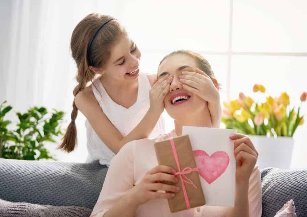 عيد الأم في لبنان المأزوم يرتدي ثوب الحزن ويحمل الغصّة في صوت الفرح
