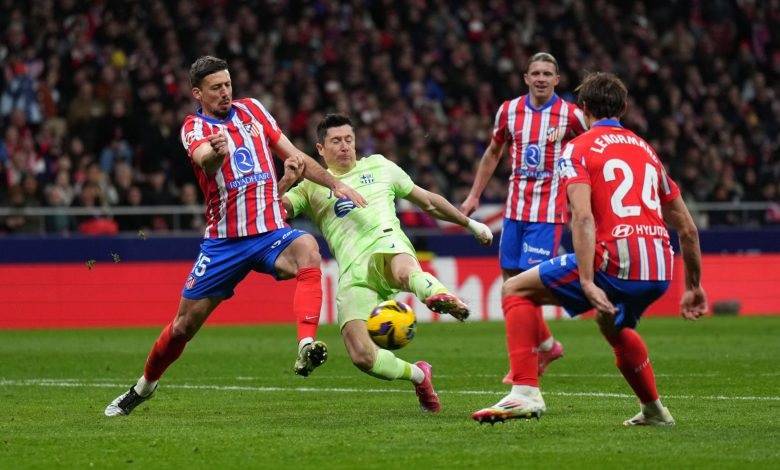 ريمونتادا جديدة لبرشلونة في الدوري الاسباني على حساب أتلتيكو
فليك: تماسكنا بعد الهدف الجدلي... وفوزنا لا يعني التتويج بالليغا
سيميوني: برشلونة لم يهزمنا بالحظ... ولهذا استبدلت ألفاريز