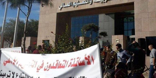 “المعلمون المتقاعدون”: دفع بدل المثابرة عن أشهر الصيف