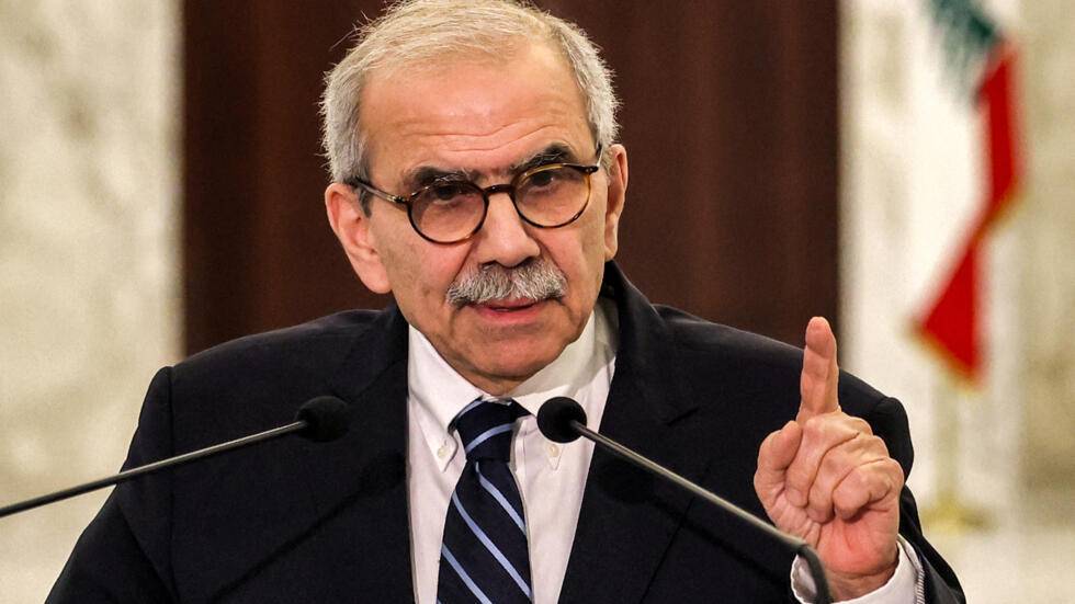 نواف سلام: شعار "شعب جيش مقاومة" أصبح من الماضي