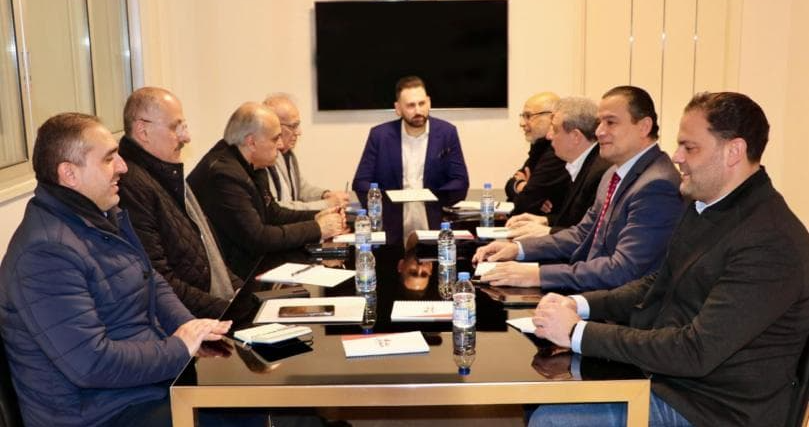 تيمور جنبلاط: الالتزام باتفاق وقف اطلاق النار
وتطبيق 1701 لعدم الدخول بصراعات جديدة