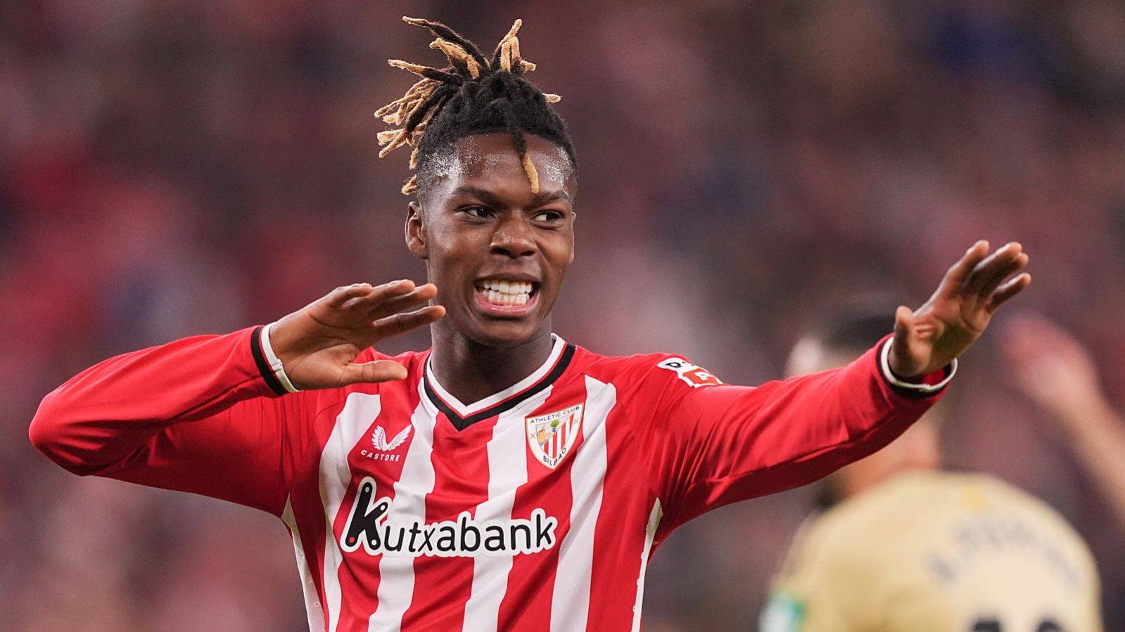 كلاسيكو الميركاتو... ريال مدريد
ينافس برشلونة على بديل فينيسيوس