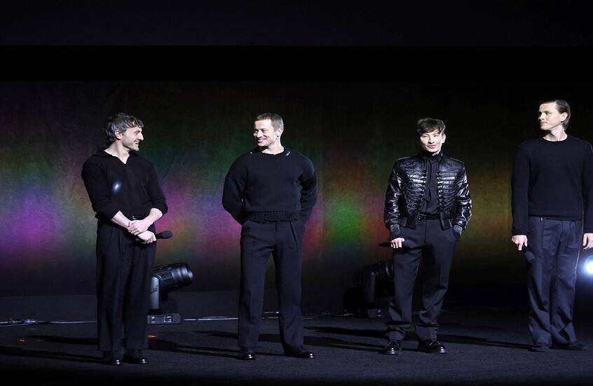 تصوير 4 أفلام عن أعضاء فرقة The Beatles